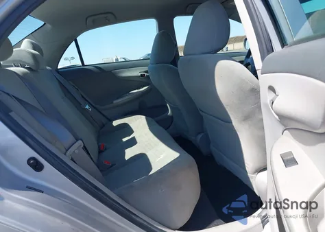 2010 Toyota Corolla Le z USA, uszkodzony, nr VIN 2T1BU4EE0AC430627